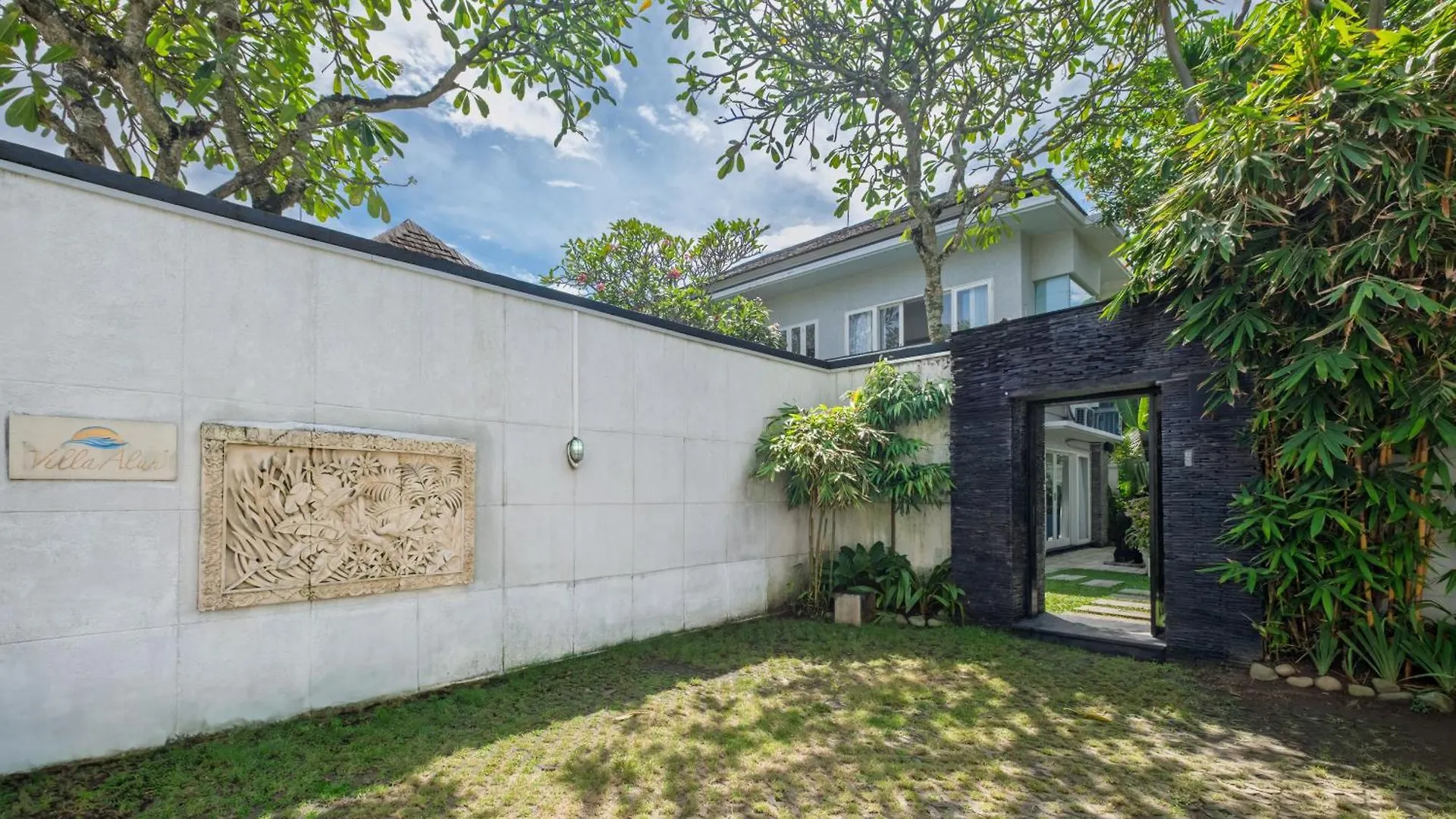 Villa Alun By Villa Finder Seminyak  Seminyak (Bali)